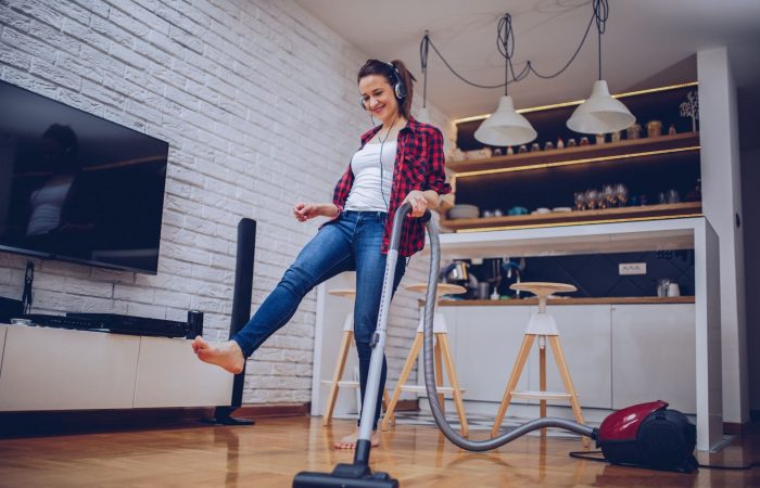 7 Tricks To Motivate Yourself To Get Some Cleaning Done