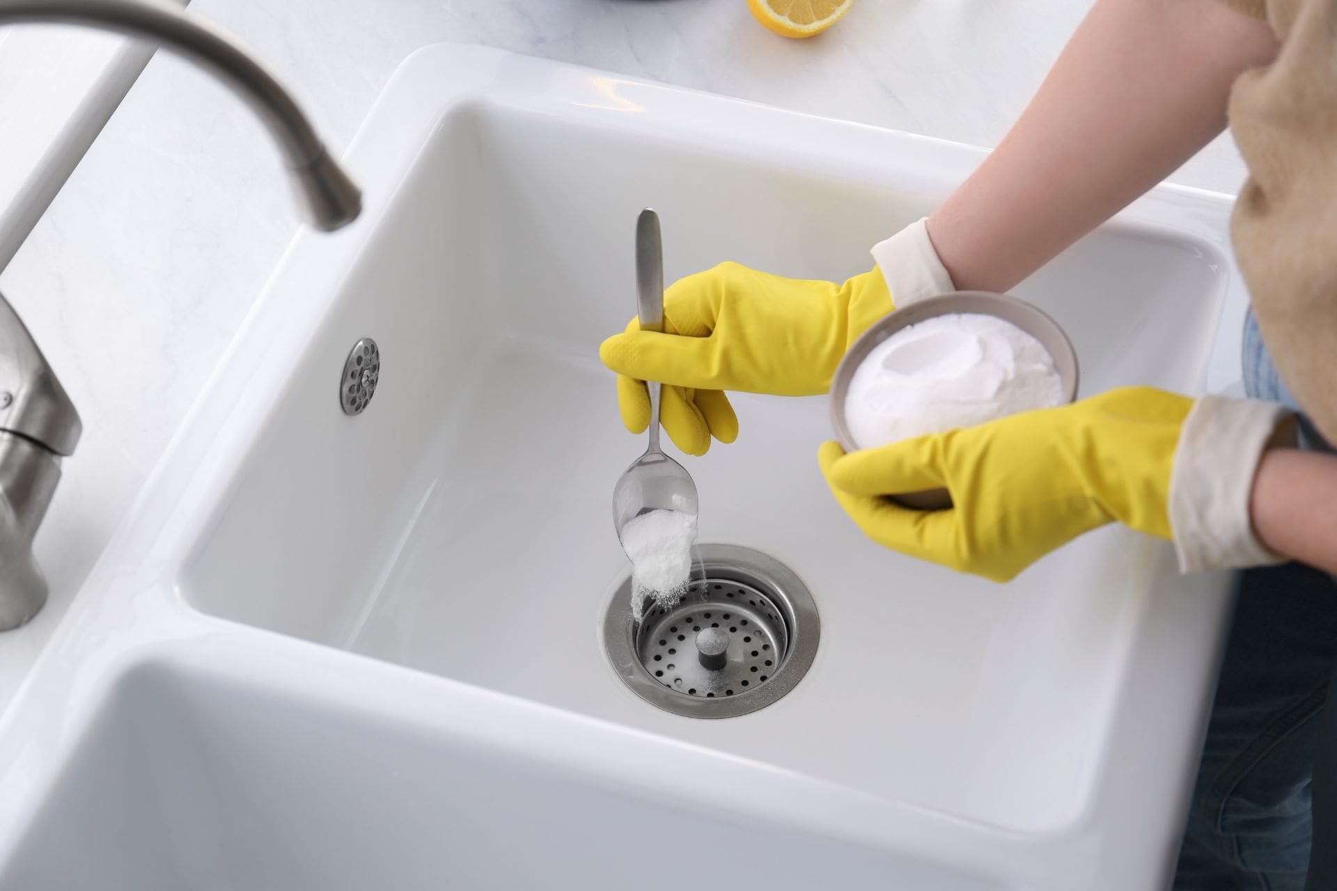 7 Ways To Clean Your Precious Kitchen With Baking Soda
